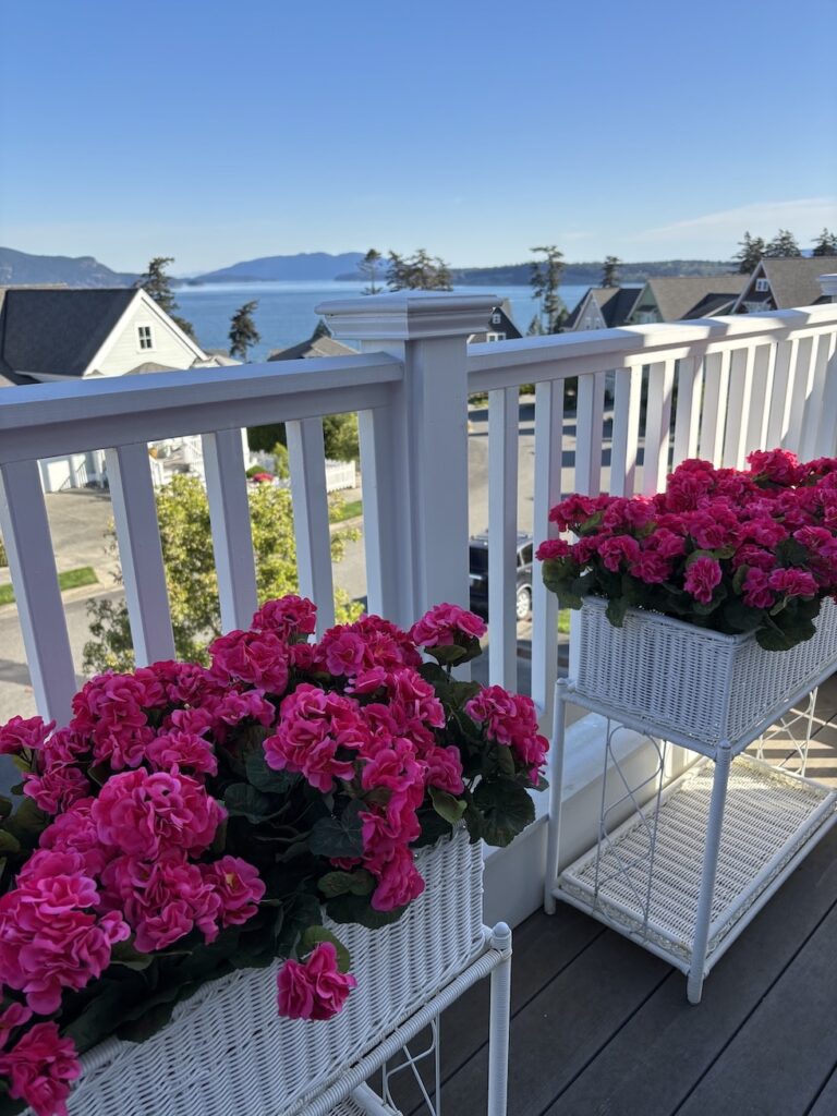 Coastal Cottage Amazon Finds We're Loving Lately